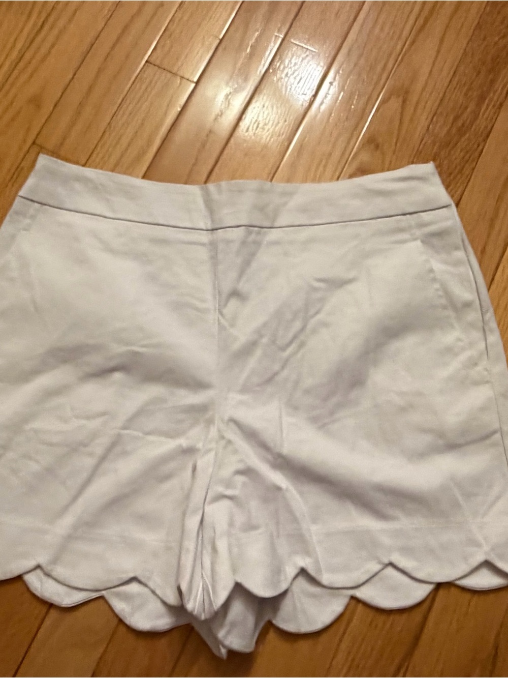 Blue Rain White High-Waist Scalloped Hem Shorts
